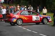 Photo MaitreFou - Auteur : Michael - Mots clés :  auto rallye cilaos tamarins pluie virage freinage 