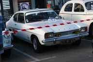 Photo MaitreFou - Auteur : Benjamin - Mots clés :  exposition auto lontan vieilles voitures tuning pousse son deco 