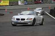 Photo MaitreFou - Auteur : Benjamin - Mots cl&eacute;s :  auto moto roulage tmvr cfg circuit defoulage pilotage gros cube mini soleil 