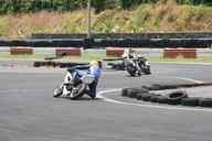 Photo MaitreFou - Auteur : Benjamin - Mots cl&eacute;s :  auto moto roulage tmvr cfg circuit defoulage pilotage gros cube mini soleil 