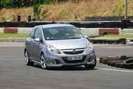 Photo MaitreFou - Auteur : Benjamin - Mots cl&eacute;s :  auto moto roulage tmvr cfg circuit defoulage pilotage gros cube mini soleil 