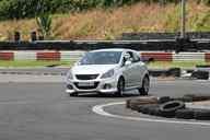 Photo MaitreFou - Auteur : Benjamin - Mots cl&eacute;s :  auto moto roulage tmvr cfg circuit defoulage pilotage gros cube mini soleil 