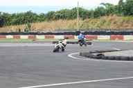 Photo MaitreFou - Auteur : Benjamin - Mots cl&eacute;s :  auto moto roulage tmvr cfg circuit defoulage pilotage gros cube mini soleil 