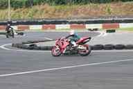 Photo MaitreFou - Auteur : Benjamin - Mots cl&eacute;s :  auto moto roulage tmvr cfg circuit defoulage pilotage gros cube mini soleil 