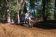 Photo MaitreFou - Auteur : Benjamin - Mots clés :  moto motocross terre saut mini verts championnat terrain petit tampon 