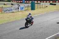 Photo MaitreFou - Auteur : Benjamin - Mots cl&eacute;s :  moto cyclo endurance 24h asphalte piste jamaique saint denis 