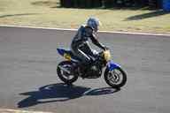 Photo MaitreFou - Auteur : Benjamin - Mots cl&eacute;s :  moto cyclo endurance 24h asphalte piste jamaique saint denis 