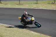 Photo MaitreFou - Auteur : Benjamin - Mots cl&eacute;s :  moto cyclo endurance 24h asphalte piste jamaique saint denis 