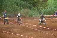 Photo MaitreFou - Auteur : Benjamin - Mots clés :  moto motocross terre saut terrain petit tampon educatifs enfants 