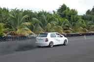 Photo MaitreFou - Auteur : Murielle et Oc&eacute;anne - Mots cl&eacute;s :  auto run olivier moutoussamy essais chronos pousse performances felix guichard pluie soleil journee licencies ouverte 