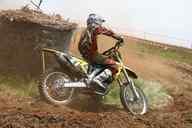 Photo MaitreFou - Auteur : Equipe MaitreFou - Mots clés :  moto motocross terre endurance tampon tsm poussiere 