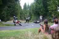 Photo MaitreFou - Auteur : Equipe MaitreFou - Mots clés :  moto course de cote quad cyclo trail supermotard routiere gros cube grand tampon notre dame de la paix 