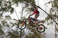 Photo MaitreFou - Auteur : Equipe MaitreFou - Mots clés :  moto motocross ufolep terre saut terrain petit tampon educatifs U3 U2 U1 veteran minimes cadets 85cc 65cc soleil 