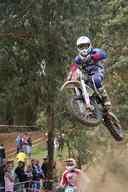 Photo MaitreFou - Auteur : Equipe MaitreFou - Mots clés :  moto motocross ufolep terre saut terrain petit tampon educatifs U3 U2 U1 veteran minimes cadets 85cc 65cc soleil 