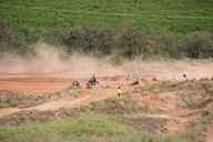 Photo MaitreFou - Auteur : Mathieu et Oceanne - Mots clés :  moto motocross quad FFM terre saut terrain paita nouvelle caledonie 