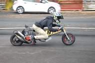 Photo MaitreFou - Auteur : MaitreFou - Mots clés :  auto moto cfg circuit run olivier moutoussamy essais libres pousse scooter drag tmax supra 