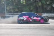 Photo MaitreFou - Auteur : Benjamin - Mots clés :  auto cfg circuit run tc pneu burn and drag pousse 