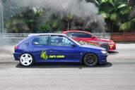 Photo MaitreFou - Auteur : Benjamin - Mots clés :  auto cfg circuit run tc pneu burn and drag pousse 