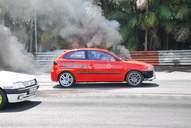 Photo MaitreFou - Auteur : Benjamin - Mots clés :  auto cfg circuit run tc pneu burn and drag pousse 