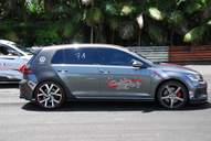 Photo MaitreFou - Auteur : Benjamin - Mots clés :  auto cfg circuit run tc pneu burn and drag pousse 