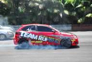 Photo MaitreFou - Auteur : Benjamin - Mots clés :  auto cfg circuit run tc pneu burn and drag pousse 