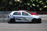 Photo MaitreFou - Auteur : Benjamin - Mots clés :  auto cfg circuit run tc pneu burn and drag pousse 