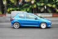 Photo MaitreFou - Auteur : Benjamin - Mots clés :  auto cfg circuit run tc pneu burn and drag pousse 