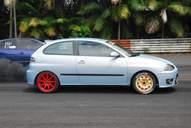 Photo MaitreFou - Auteur : Benjamin - Mots clés :  auto cfg circuit run tc pneu burn and drag pousse 