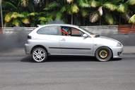 Photo MaitreFou - Auteur : Benjamin - Mots clés :  auto cfg circuit run tc pneu burn and drag pousse 