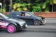 Photo MaitreFou - Auteur : Benjamin - Mots clés :  auto cfg circuit run tc pneu burn and drag pousse 