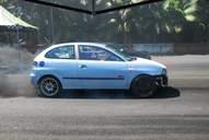 Photo MaitreFou - Auteur : Benjamin - Mots cl&eacute;s :  auto cfg circuit run tc pneu burn and drag pousse 