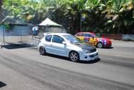 Photo MaitreFou - Auteur : Benjamin - Mots cl&eacute;s :  auto cfg circuit run tc pneu burn and drag pousse 