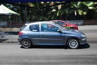 Photo MaitreFou - Auteur : Benjamin - Mots cl&eacute;s :  auto cfg circuit run tc pneu burn and drag pousse 