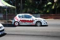 Photo MaitreFou - Auteur : Benjamin - Mots cl&eacute;s :  auto cfg circuit run tc pneu burn and drag pousse 