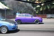 Photo MaitreFou - Auteur : Benjamin - Mots cl&eacute;s :  auto cfg circuit run tc pneu burn and drag pousse 