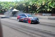 Photo MaitreFou - Auteur : Benjamin - Mots cl&eacute;s :  auto cfg circuit run tc pneu burn and drag pousse 