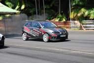Photo MaitreFou - Auteur : Benjamin - Mots cl&eacute;s :  auto cfg circuit run tc pneu burn and drag pousse 