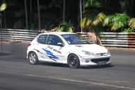 Photo MaitreFou - Auteur : Benjamin - Mots cl&eacute;s :  auto cfg circuit run tc pneu burn and drag pousse 