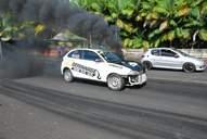 Photo MaitreFou - Auteur : Benjamin - Mots cl&eacute;s :  auto cfg circuit run tc pneu burn and drag pousse 