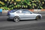 Photo MaitreFou - Auteur : Benjamin - Mots cl&eacute;s :  auto cfg circuit run tc pneu burn and drag pousse 