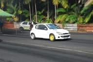 Photo MaitreFou - Auteur : Benjamin - Mots cl&eacute;s :  auto cfg circuit run tc pneu burn and drag pousse 