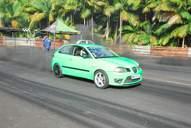 Photo MaitreFou - Auteur : Benjamin - Mots cl&eacute;s :  auto cfg circuit run tc pneu burn and drag pousse 