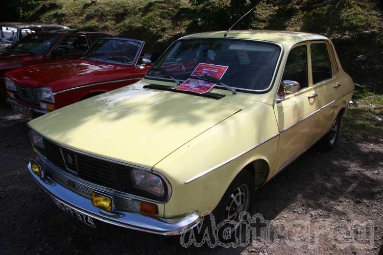 Photo MaitreFou - Auteur : MaitreFou & Michael - Mots cl&eacute;s :  exposition voiture auto vieille relique epoque 