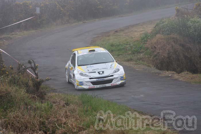 Photo MaitreFou - Auteur : Benjamin & Michael - Mots cl&eacute;s :  auto rallye tampon 1000 km 37eme 