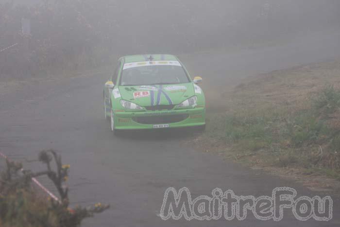 Photo MaitreFou - Auteur : Benjamin & Michael - Mots cl&eacute;s :  auto rallye tampon 1000 km 37eme 