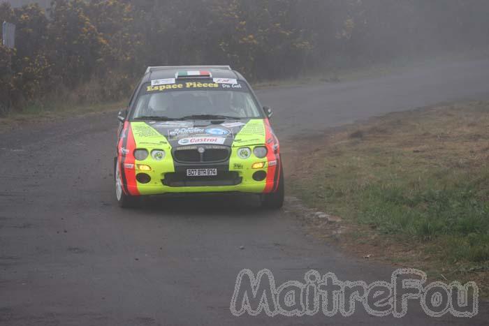 Photo MaitreFou - Auteur : Benjamin & Michael - Mots cl&eacute;s :  auto rallye tampon 1000 km 37eme 