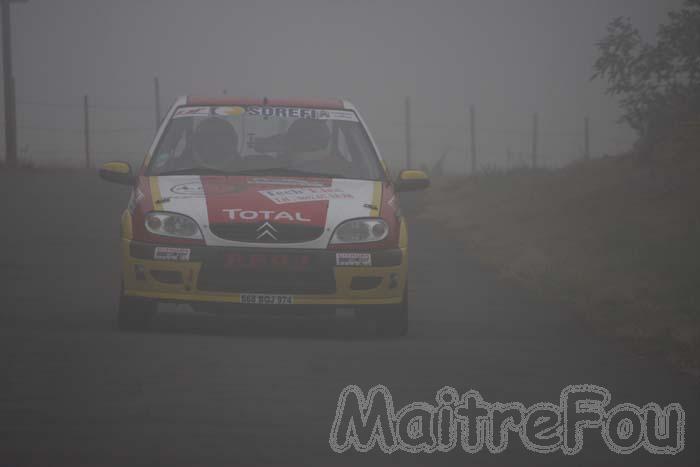 Photo MaitreFou - Auteur : Benjamin & Michael - Mots cl&eacute;s :  auto rallye tampon 1000 km 37eme 