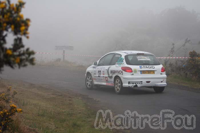 Photo MaitreFou - Auteur : Benjamin & Michael - Mots cl&eacute;s :  auto rallye tampon 1000 km 37eme 