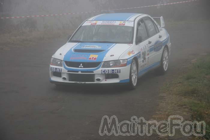 Photo MaitreFou - Auteur : Benjamin & Michael - Mots cl&eacute;s :  auto rallye tampon 1000 km 37eme 