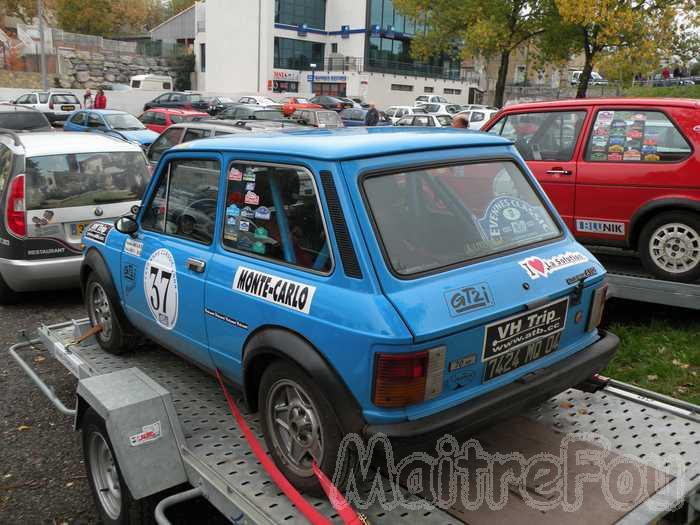 Photo MaitreFou - Auteur : Mickael G. - Mots clés :  exposition voiture auto vieille histoire historique relique epoque rare 